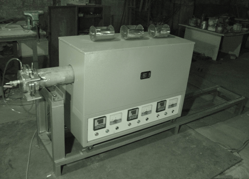 1492072038710478.png 高溫真空電阻爐.png